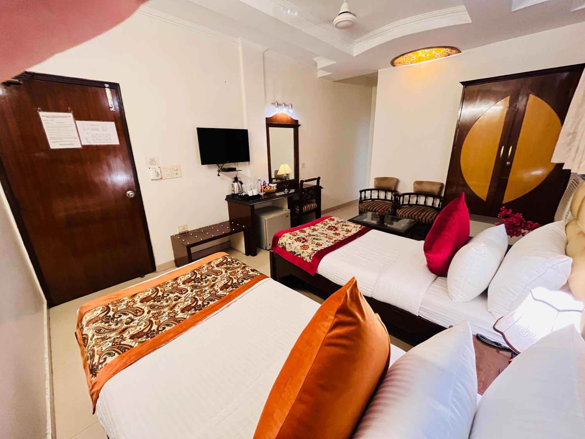 Hotel Paras - Karol Bagh Delhi المظهر الخارجي الصورة
