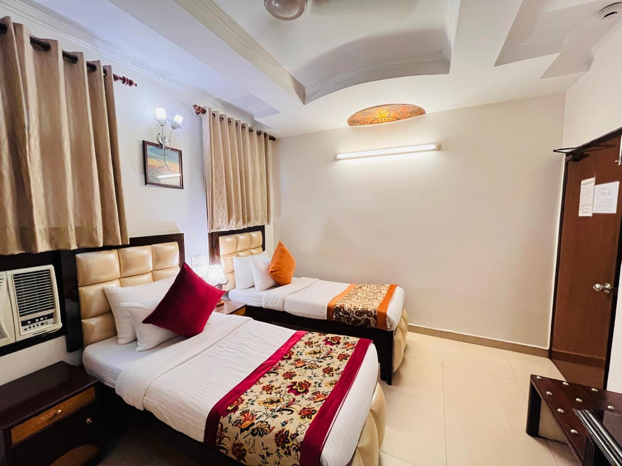 Hotel Paras - Karol Bagh Delhi المظهر الخارجي الصورة