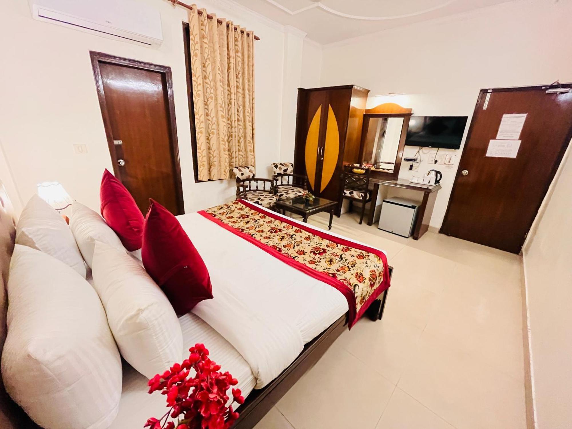 Hotel Paras - Karol Bagh Delhi المظهر الخارجي الصورة