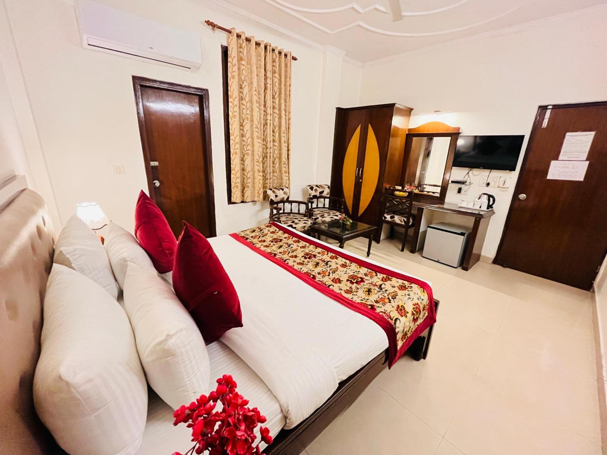 Hotel Paras - Karol Bagh Delhi المظهر الخارجي الصورة