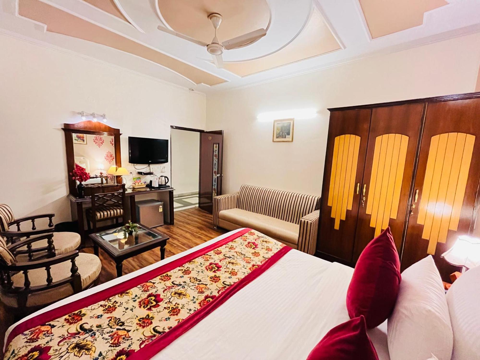 Hotel Paras - Karol Bagh Delhi المظهر الخارجي الصورة