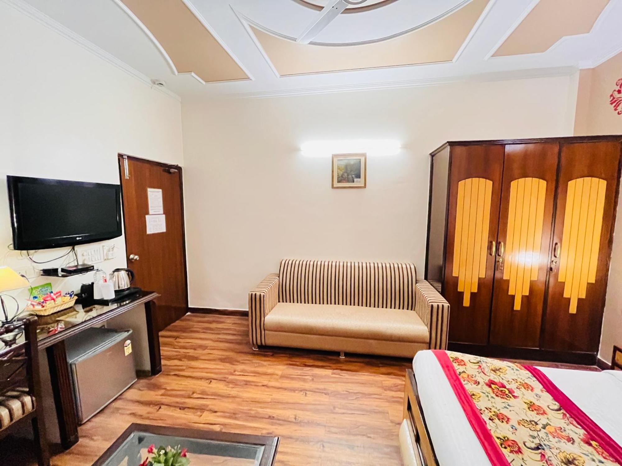 Hotel Paras - Karol Bagh Delhi المظهر الخارجي الصورة