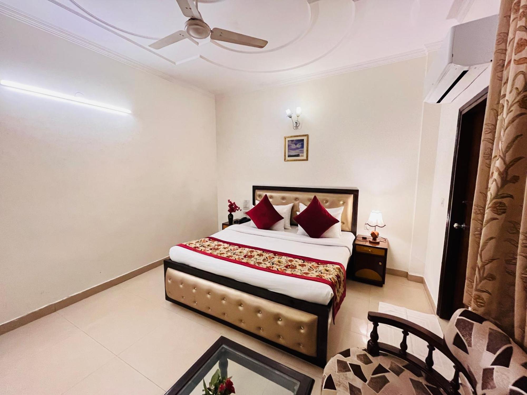 Hotel Paras - Karol Bagh Delhi المظهر الخارجي الصورة